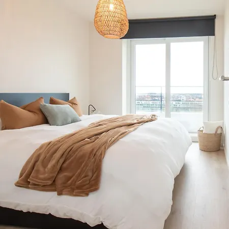 Apartment Wellington Waves Modern In