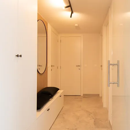 Wellington Waves Modern In Appartement