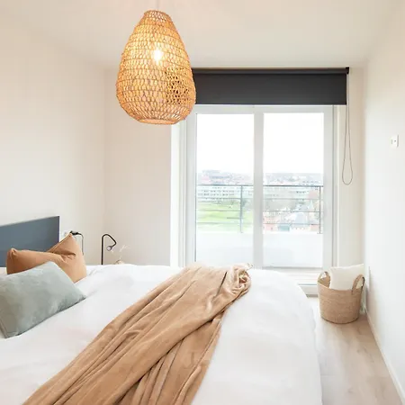 Apartment Wellington Waves Modern In