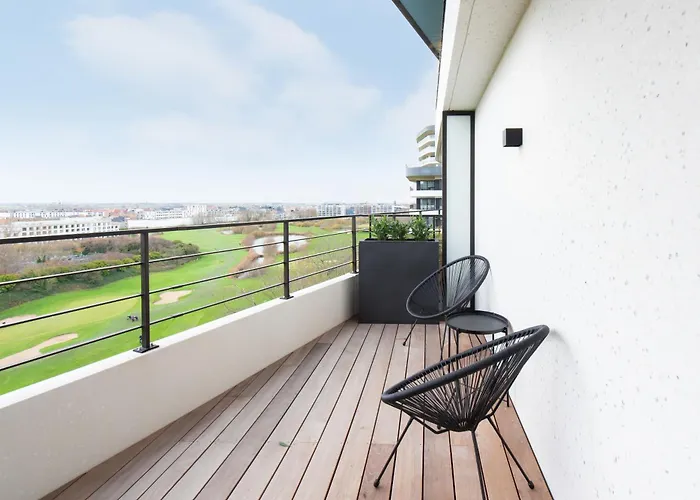 Wellington Waves Modern In Appartement Oostende