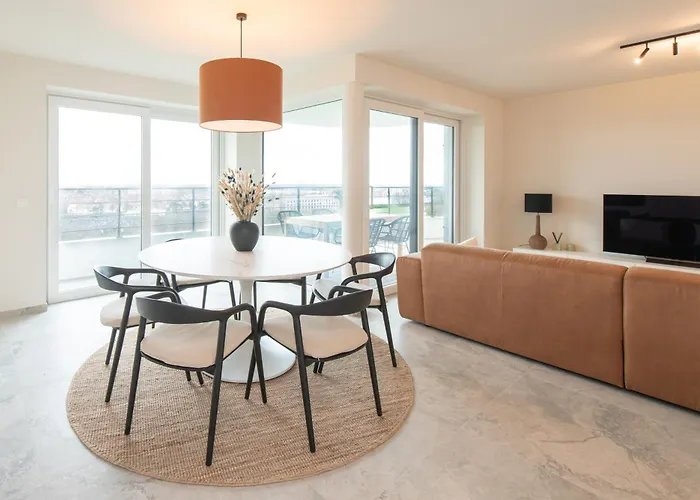 Wellington Waves Modern In *